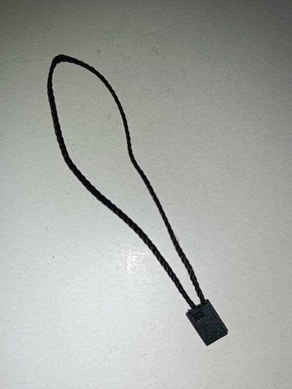 Hang tag string 20 CM black twisted dori with plastic square end lock - Image 4